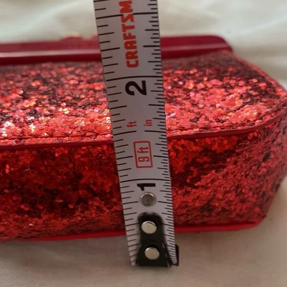 Miu Miu Red Glitter Kiss-lock snap Clutch/Coin Purse - Picture 13 of 16